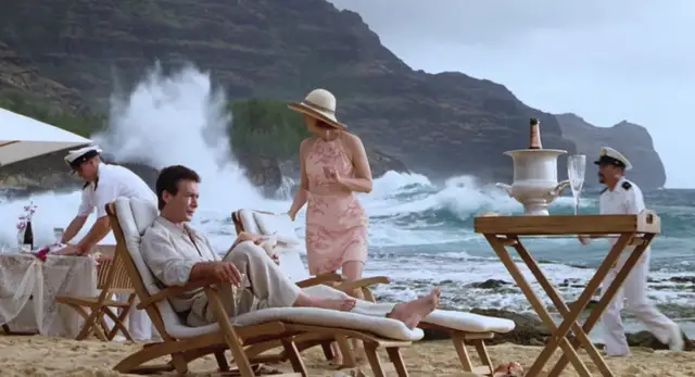 时尚生活派|繁花盛夏,带上香槟叫上闺蜜,一起投向美丽时光的户外浪潮