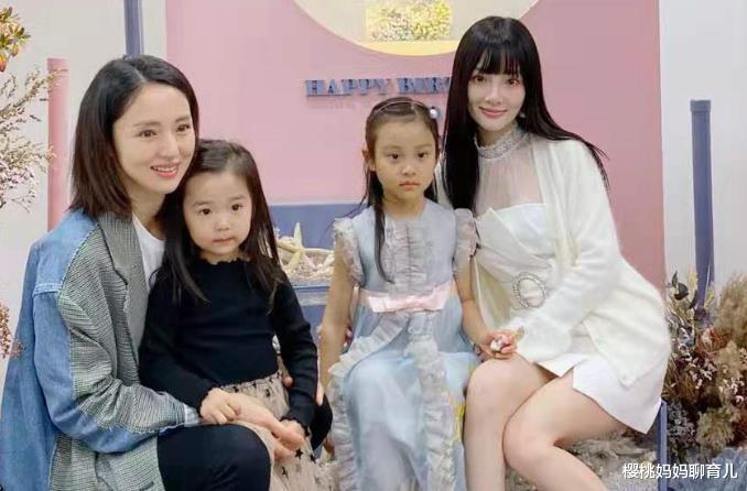 樱桃妈妈聊育儿|离婚对娃伤害有多大？7岁男孩被判给爸爸当场大哭：妈妈别丢下我