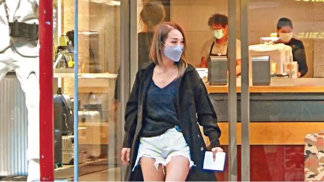 香港小姐|又一港姐移居英国，为移居推掉几十万工作，称香港没有好怀念的了