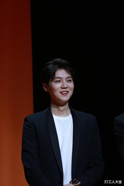 鹿晗|如果鹿晗不和关晓彤结婚，他的下场会和吴亦凡一样吗？