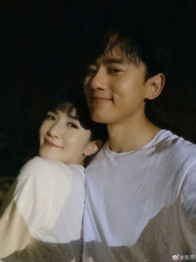 谢娜|谢娜产后即将回归，最新航班行程曝光，8月21日将飞长沙录《快本》