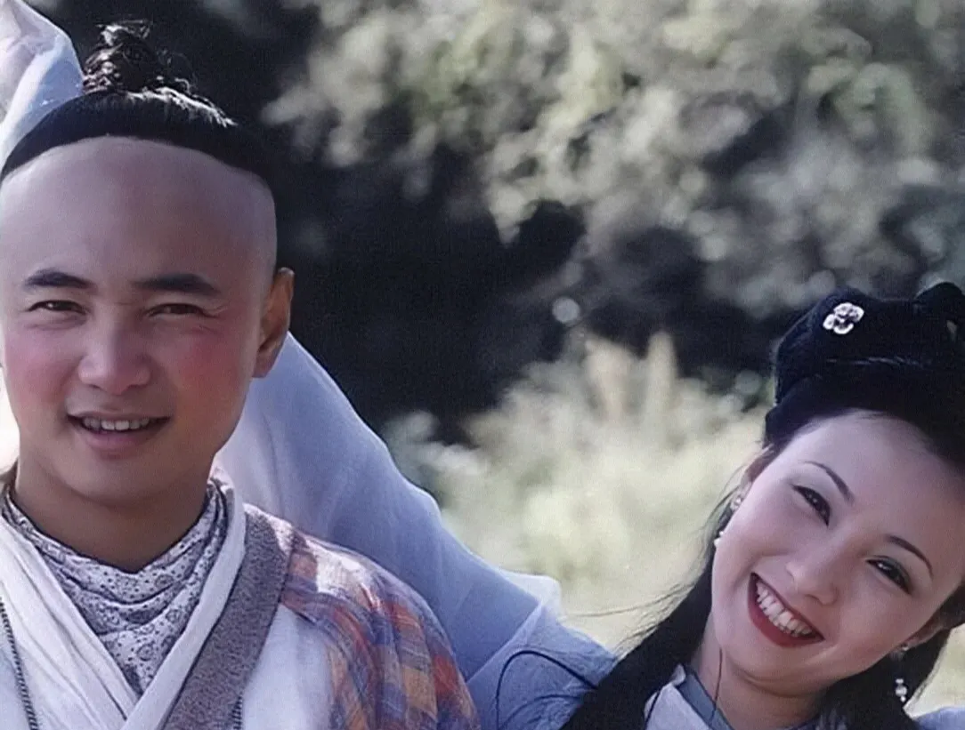 张庭|张庭夫妻跑路,作为第一自然人股东的徐峥夫妻能安然无恙吗?