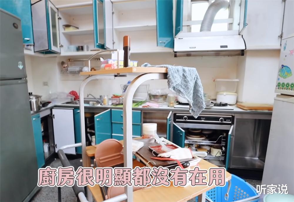 设计师|土豪夫妻请12名整理师，9小时整理囤积衣物的4层别墅，网友：佩服