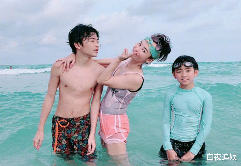 张柏芝|张柏芝生日晒儿子，14岁Lucas男大十八变，差点都快认不出来了