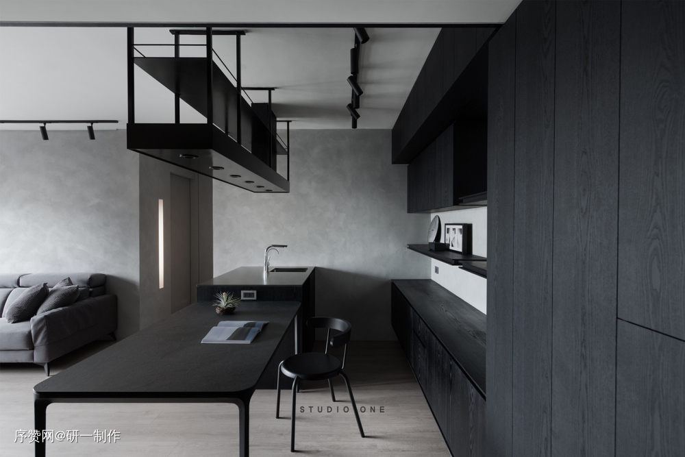 台湾|中国台湾 | 墨?氲 | 黑白 | 住宅 | 2021 | 研一制作