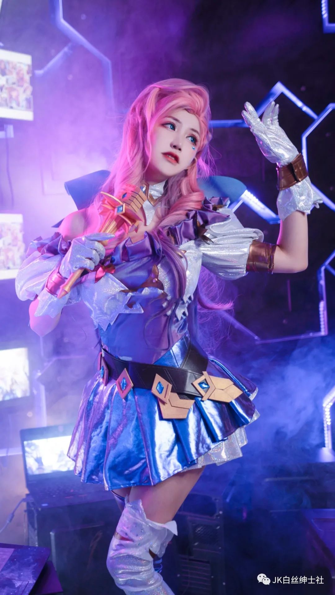 cos：英雄联盟s11电竞同人萨勒芬妮@阮邑
