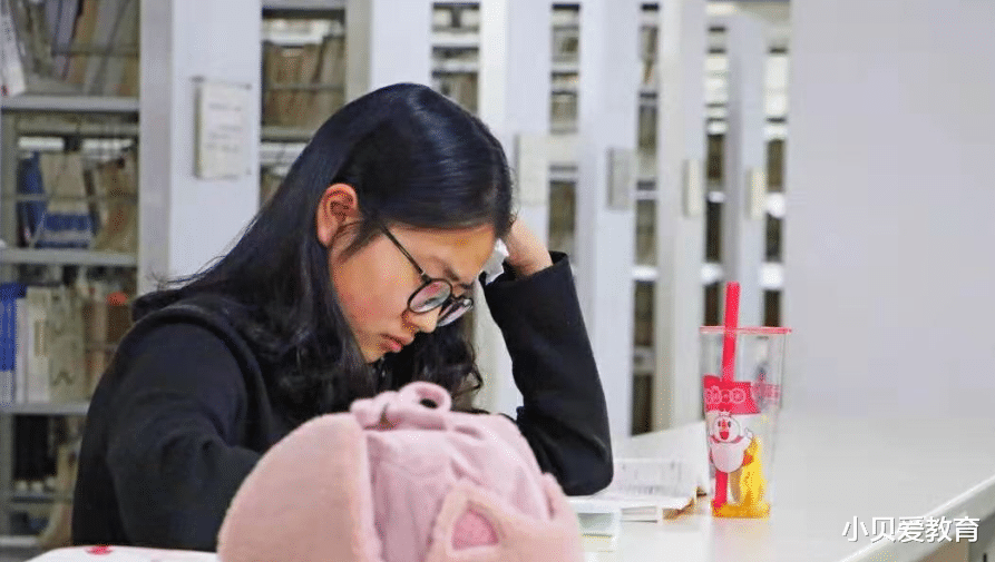 复旦大学|复旦435分考研生被刷，背后原因让人心寒，导师提问带有歧视性？
