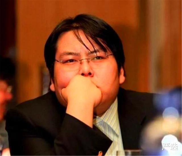 严选 中国第一败家子：娶明星轰动全国，10年败光125亿，现靠地球仪逆风翻盘！