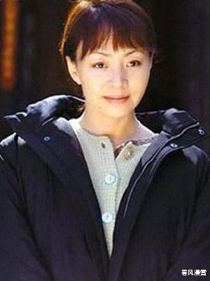 宋丹丹|1982年宋丹丹参加演员培训试卷曝光，没曾想硬笔字迹却是如此惊艳