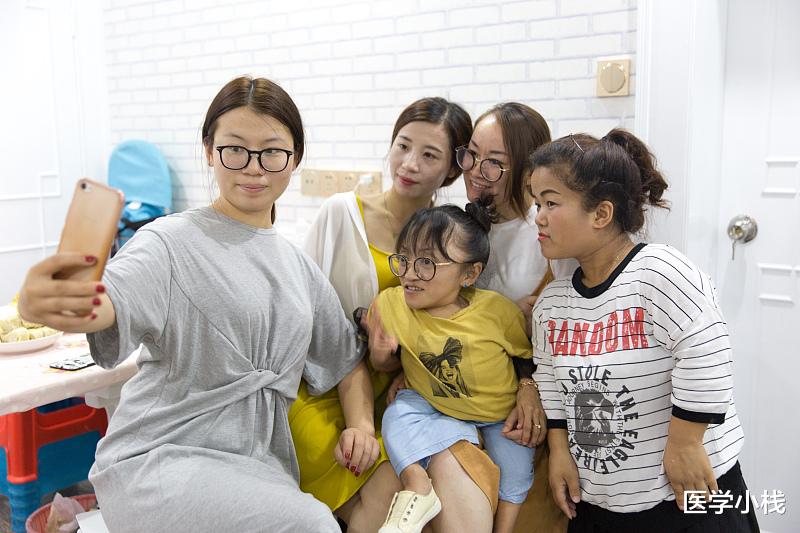 医学小栈|养骨“明星”找到了，不是豆腐，少吃2种食物，骨头或越来越健康