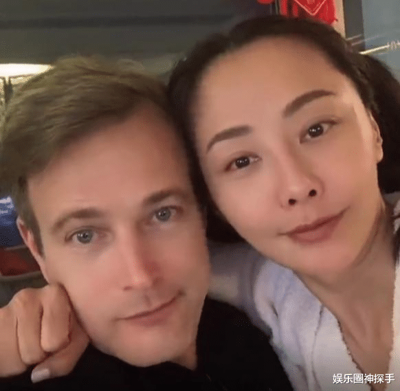 崔雅涵|马雅舒与丈夫素颜出镜，丈夫年龄成谜，被指和爱登长相神似