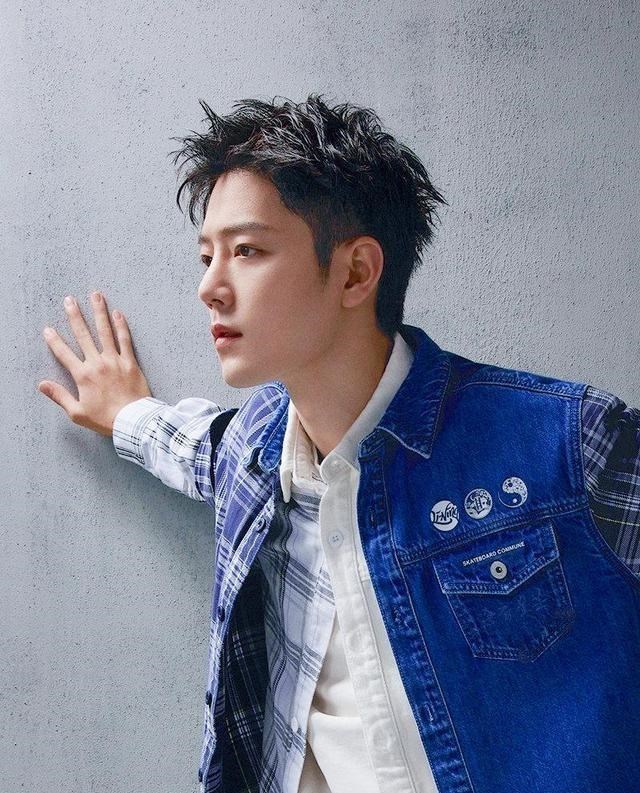 光芒|《湖南卫视》喊话肖战工作室，赶紧安排视频，肖战氛围感拿捏很准