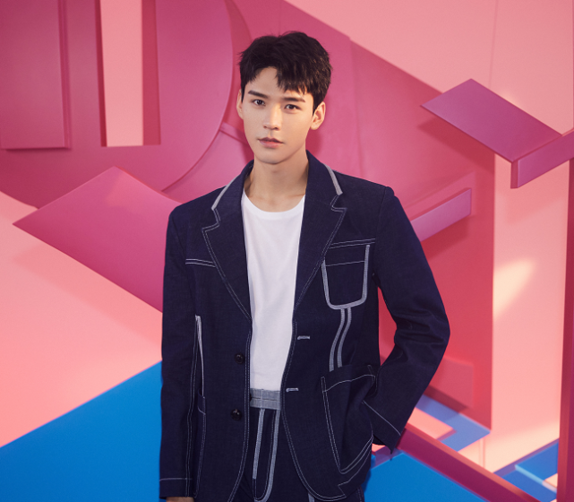 龚俊|龚俊又曝新资源，或将搭档90后实力小花，导演已暗示其转型方向