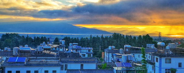 古镇 国内有哪些适合一个人散心的小城呢？这些地方都是不错选择！