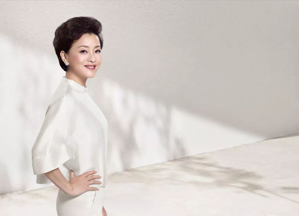 柳传志|联想柳传志退休后拿近亿年薪？官方已回应，杨澜为何挂名领空薪？