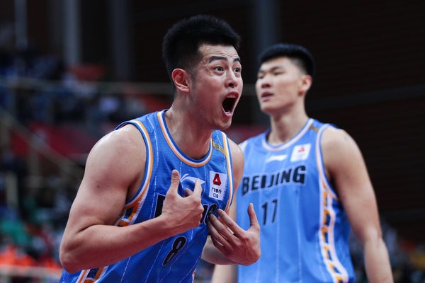 广东男篮|末节21-4！广东逆转淘汰北京，威姆斯3.7秒准绝杀，杜锋神了