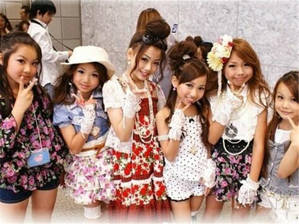日本小學生有多早熟？化妝、打扮像成年人，直言自己想嫁個有錢人-圖4