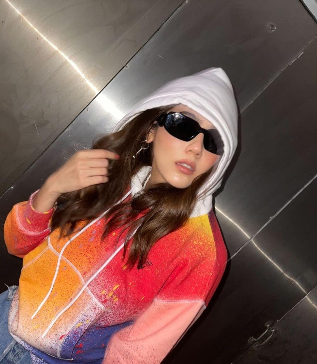 chompoo|泰星Chompoo再次成为话题：我们好像不是一个世界的人