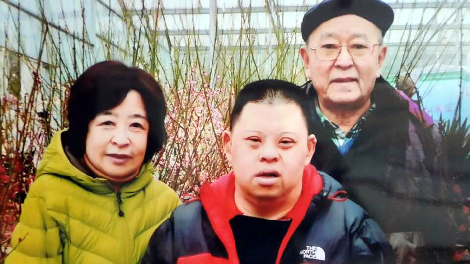 林志炫|特型演员王铁成：妥善安置51岁智障儿子的余生，深沉父爱催人泪下