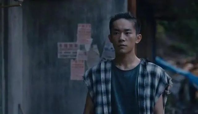 易烊千玺|易烊千玺，太狠了！