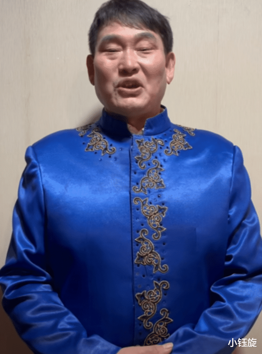 崔真实|大衣哥商演被赶下台？现场观众还原当时情况，出场费10年未涨价