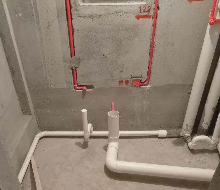 |新房装修别这样装冷热水管了，入住后返工不仅费钱还费时间，烦死