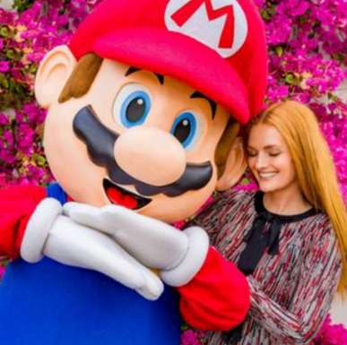 吉娜·爱丽丝|身家上百亿的“顶流名媛”：她一出场，卡戴珊吓得屁股都掉了