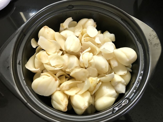 养生食趣|秋季天干气燥，容易伤肺，中医表示：润肺，常吃这5种食物，冬季少生病