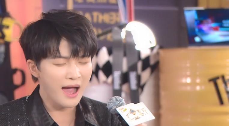 周深|周深：岁末年初迎高光，在第十五届音乐盛典咪咕汇上喜提3项大奖