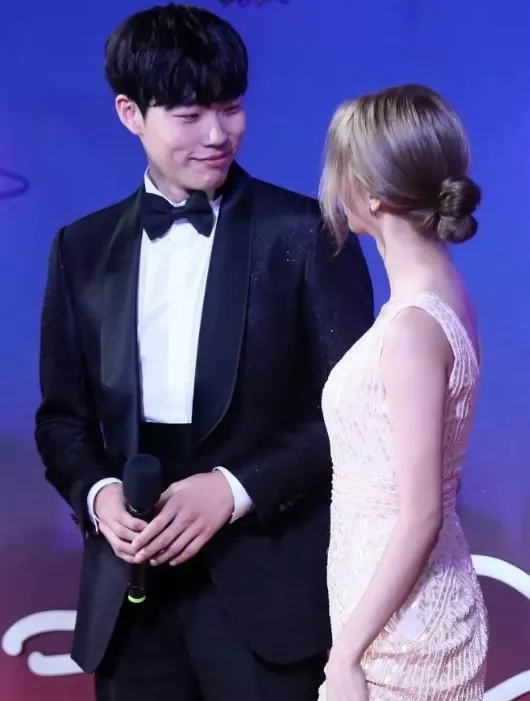 李惠利|因戏生情，不领证很难收场