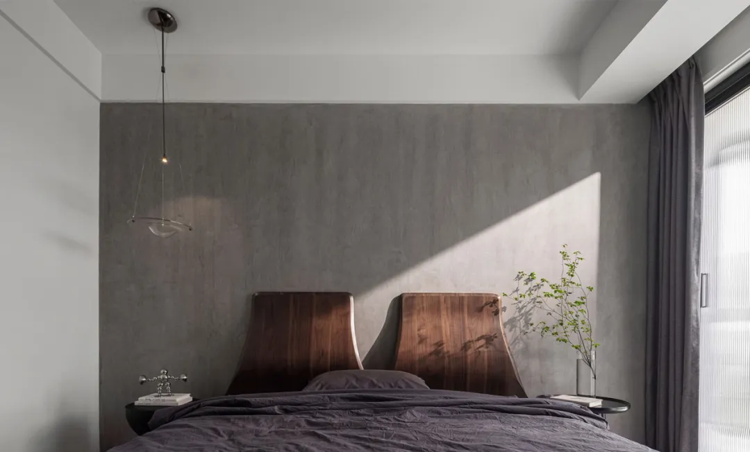 留白+不锈钢+原木风：123m2大平层精装房，改完后满屏高级感！