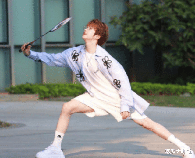 鹿晗|“扫娘风暴”开启，张艺兴被表杨，黄子韬躲过一劫，鹿晗“挨批”