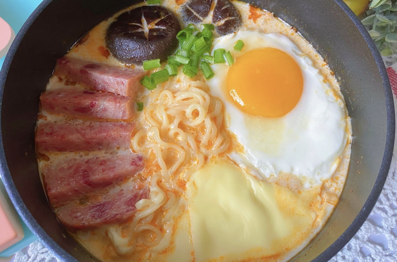 时尚生活热点榜|康师傅花样吃法照样让你贴秋膘