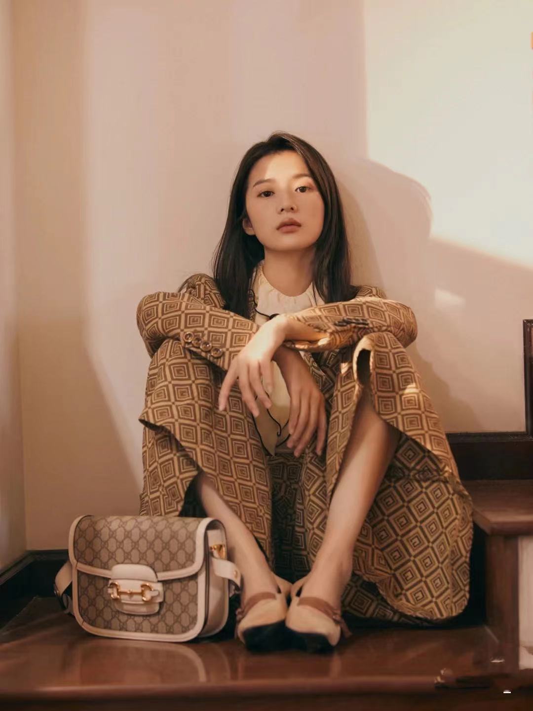 尚品控谈奢侈品 Gucci的马衔扣1955马鞍包就是让人一见钟情的存在，摩登又经典