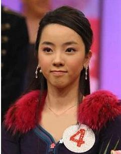 周旭阳嘉应 央视主持李思思隐婚多年，曝光丈夫为初恋男友，如今家庭美满