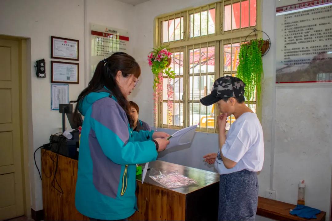 新报业传媒 立夏 鸡公山景区“五一”小长假完美收官