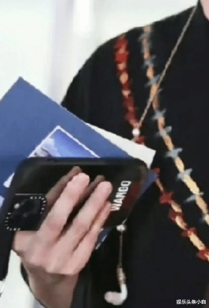 王鸥|他俩真的在一起了？还是另有目的？