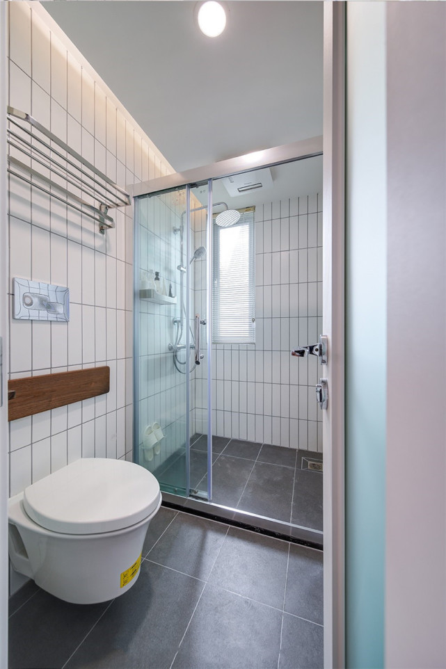 |103平现代风三居室，就这样你还嫌小真是不知足