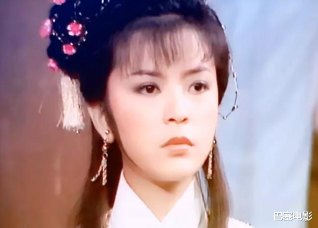 王语嫣|王语嫣别硬演，新版世俗味重，老版有人像村姑，有人一眼击中人心