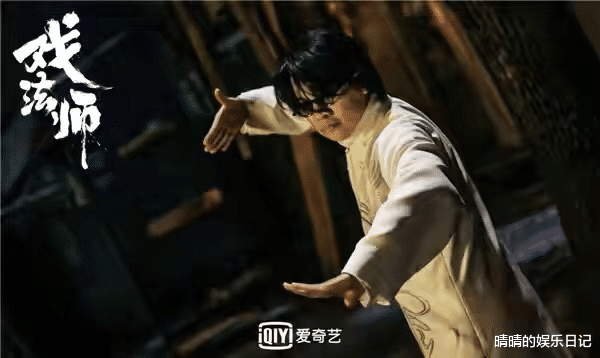 新白娘子传奇|电影热播榜第一！《我和僵尸有个约会》之后，尹天照又杀回来了？