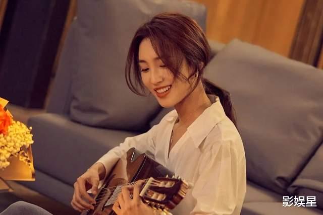 门锁|白百何《门锁》最美女演员：90后中戏校花，撞脸金晨，天生大长腿