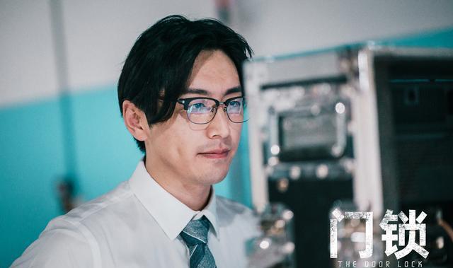 过气的白百何,假嗨的惊悚片
