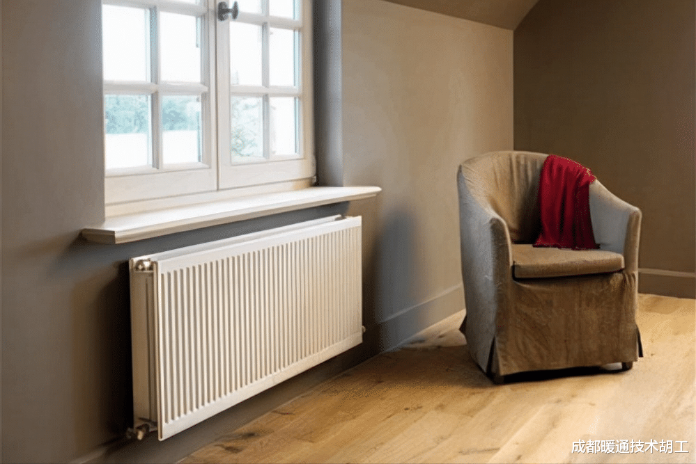 老房子明装暖气片,让生活更舒适,也是健康生活的新标配。