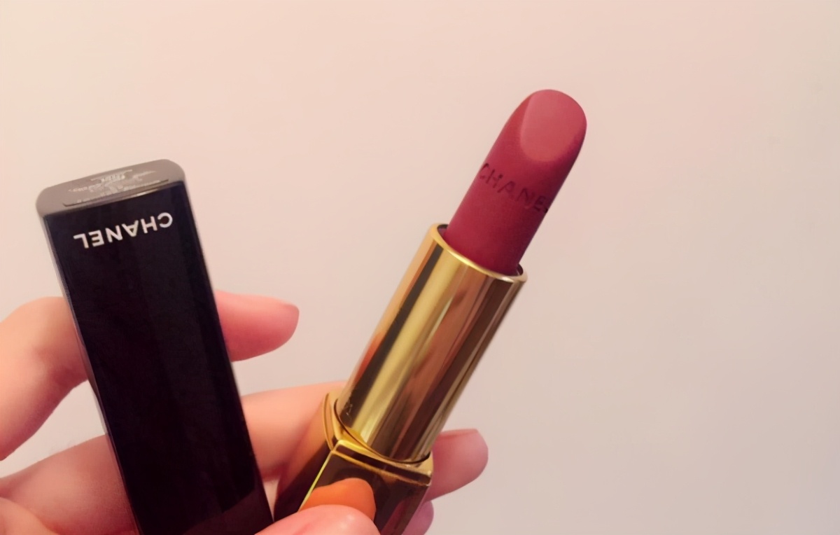 口红|气质口红推荐:这些口颜色好看还特别精致,特别显白而且不挑皮