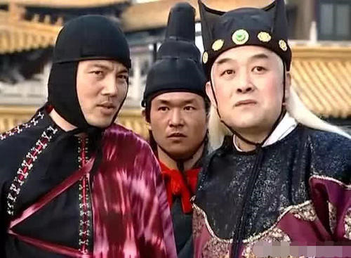 太监|历史上唯一成了皇帝的太监，孙子长大后成三国名人，名字无人不知