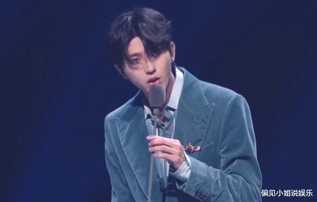 腾讯音乐娱乐盛典|TMEA年度音乐盛典，十大华语热歌被热议，对网络歌曲不该有偏见