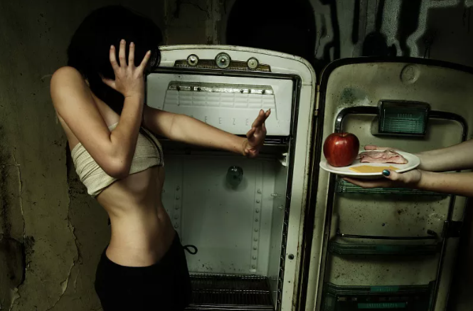 芊影健康|晚餐经常吃太饱,竟然那么多坏处?一起来看看