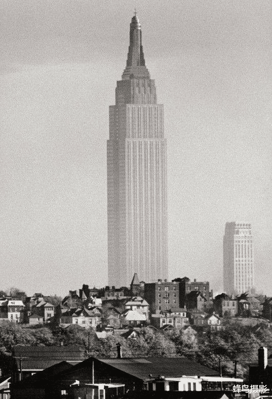 陨石 33张罕见的照片，国外硬币里的剑可以拔出，戒指用恐龙骨陨石制造