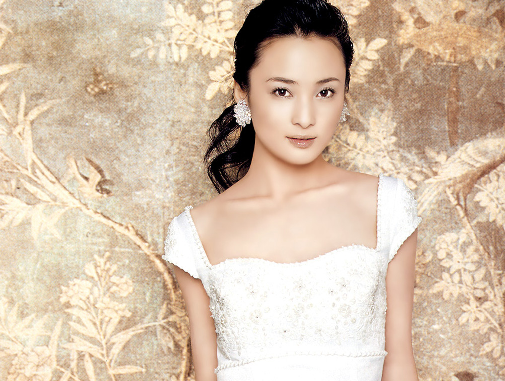 蒋勤勤|“古装第一美人”蒋勤勤：入学当天轰动北电，琼瑶亲自为她取艺名