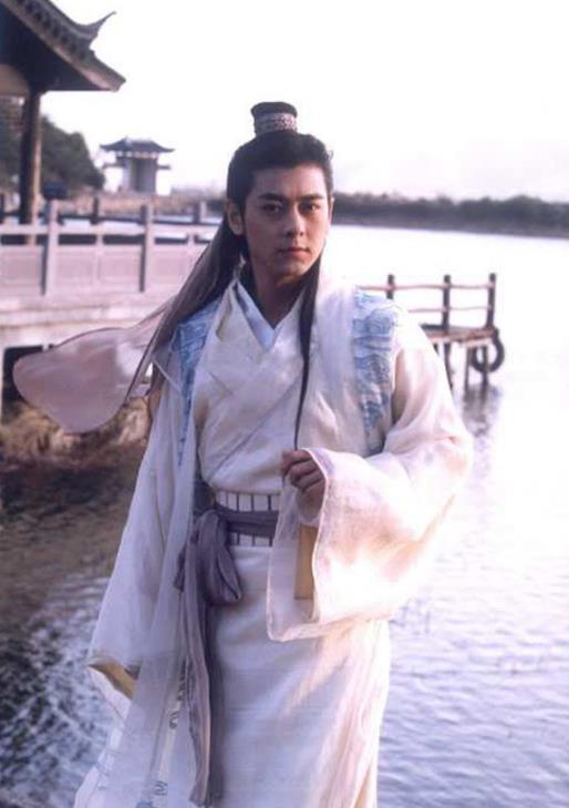 焦恩俊|强行耍帅的丑男们，来！这10位演员告诉你，什么才是古装美男